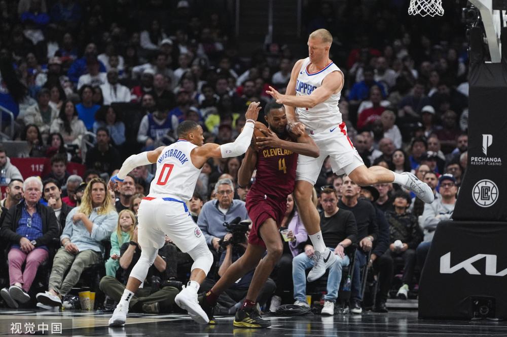 是对他个人 是对他个人